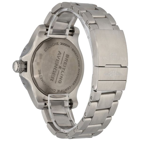 Breitling Avenger Automatic 45 A17319